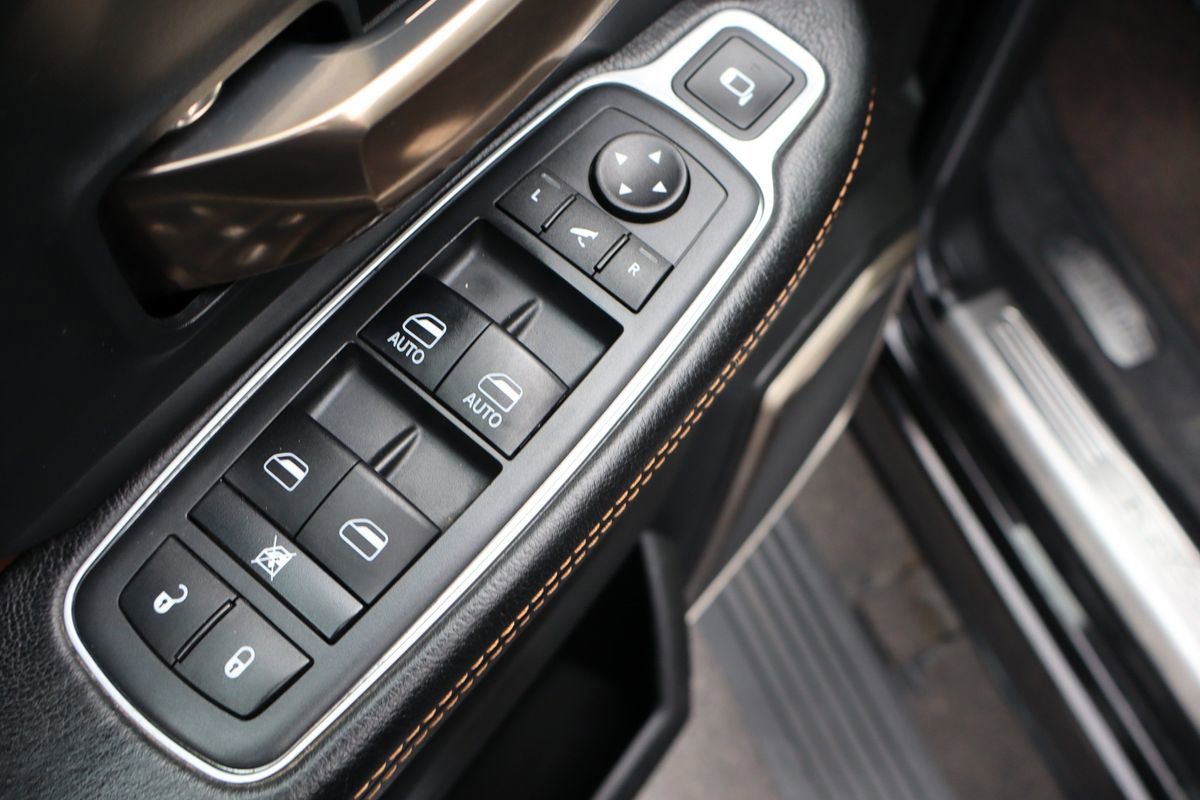 Used 2019 RAM 2500 Limited image 27