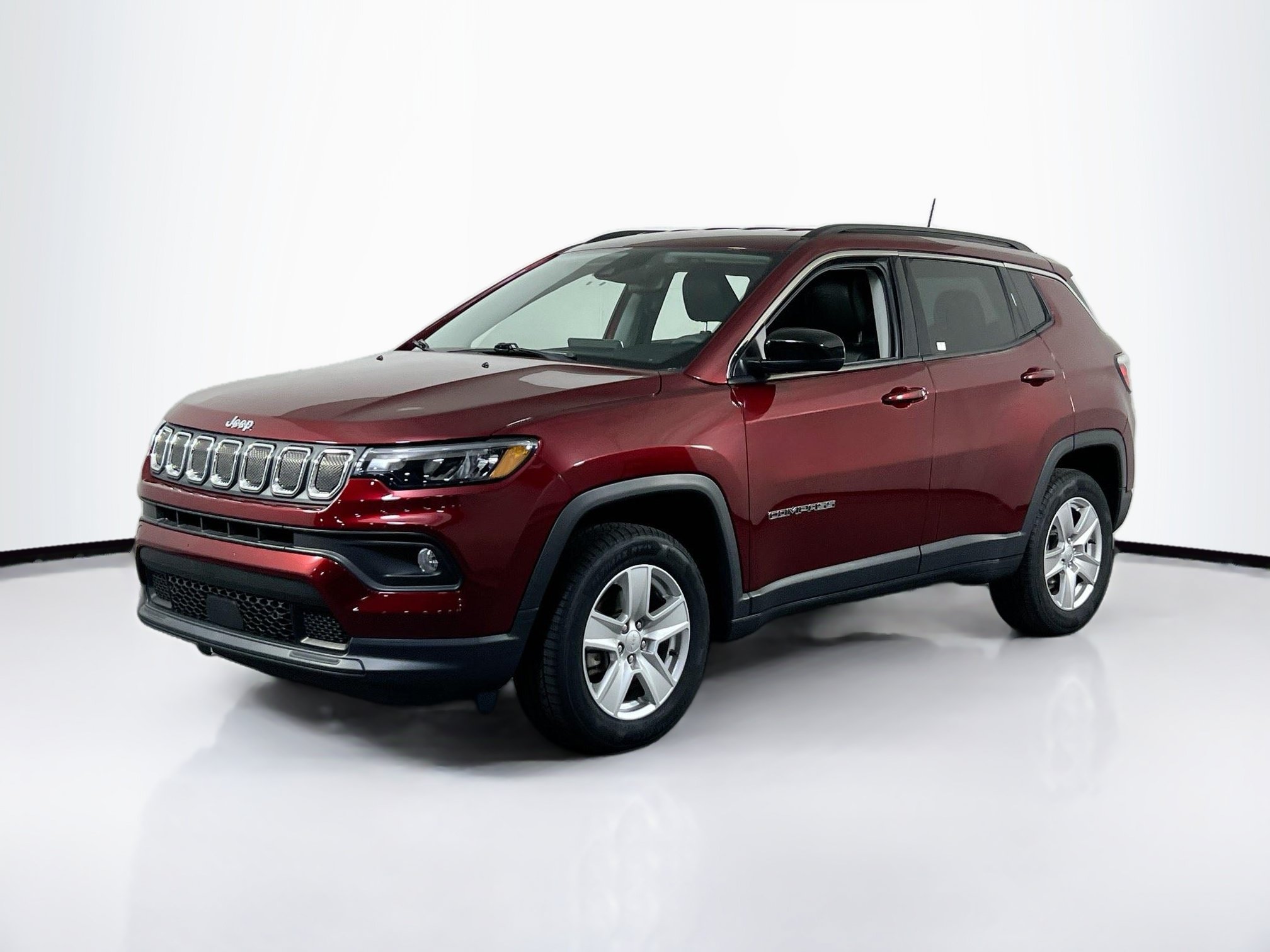 Used 2022 Jeep Compass Latitude AWD/4WD image 1