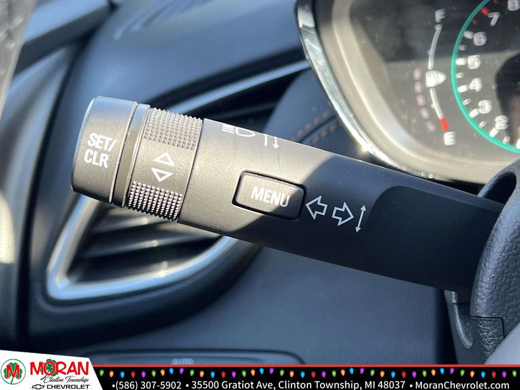 Certified 2022 Chevrolet Trax LT w/ Driver Confidence Package image 26