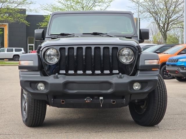 Used 2020 Jeep Wrangler Sport AWD/4WD image 3
