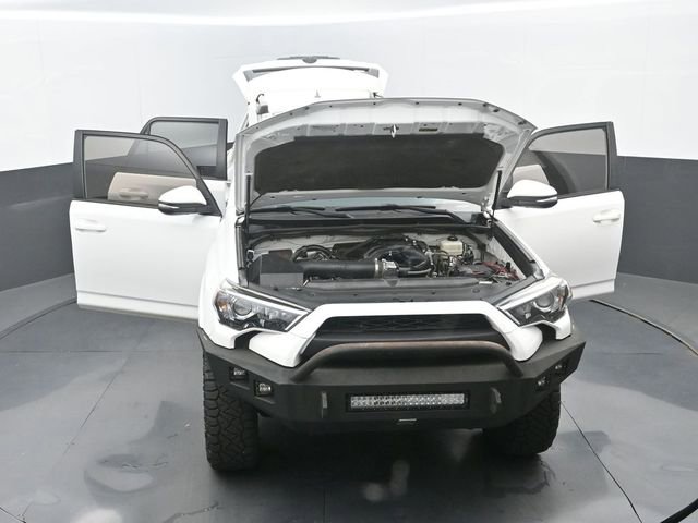 Used 2019 Toyota 4Runner TRD Off-Road Premium image 34