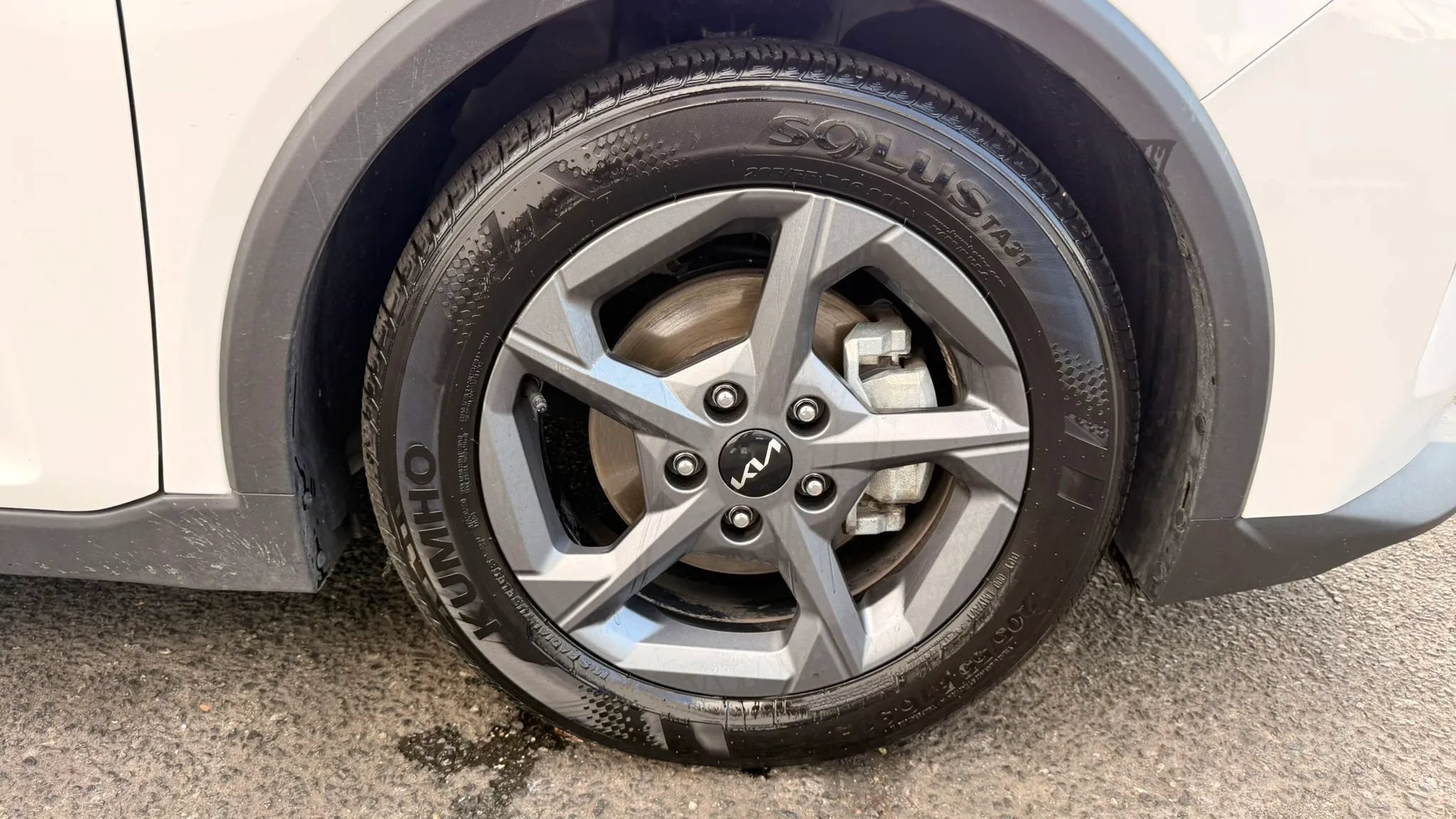 Used 2025 Kia K4 FWD image 28
