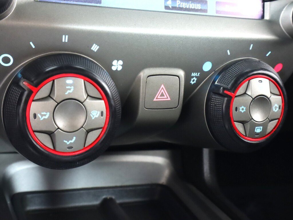 Used 2015 Chevrolet Camaro LT RWD image 19