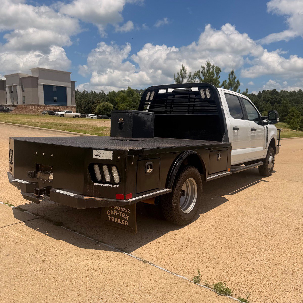 Used 2023 Ford F350 XL w/ XL Chrome Package AWD/4WD image 5