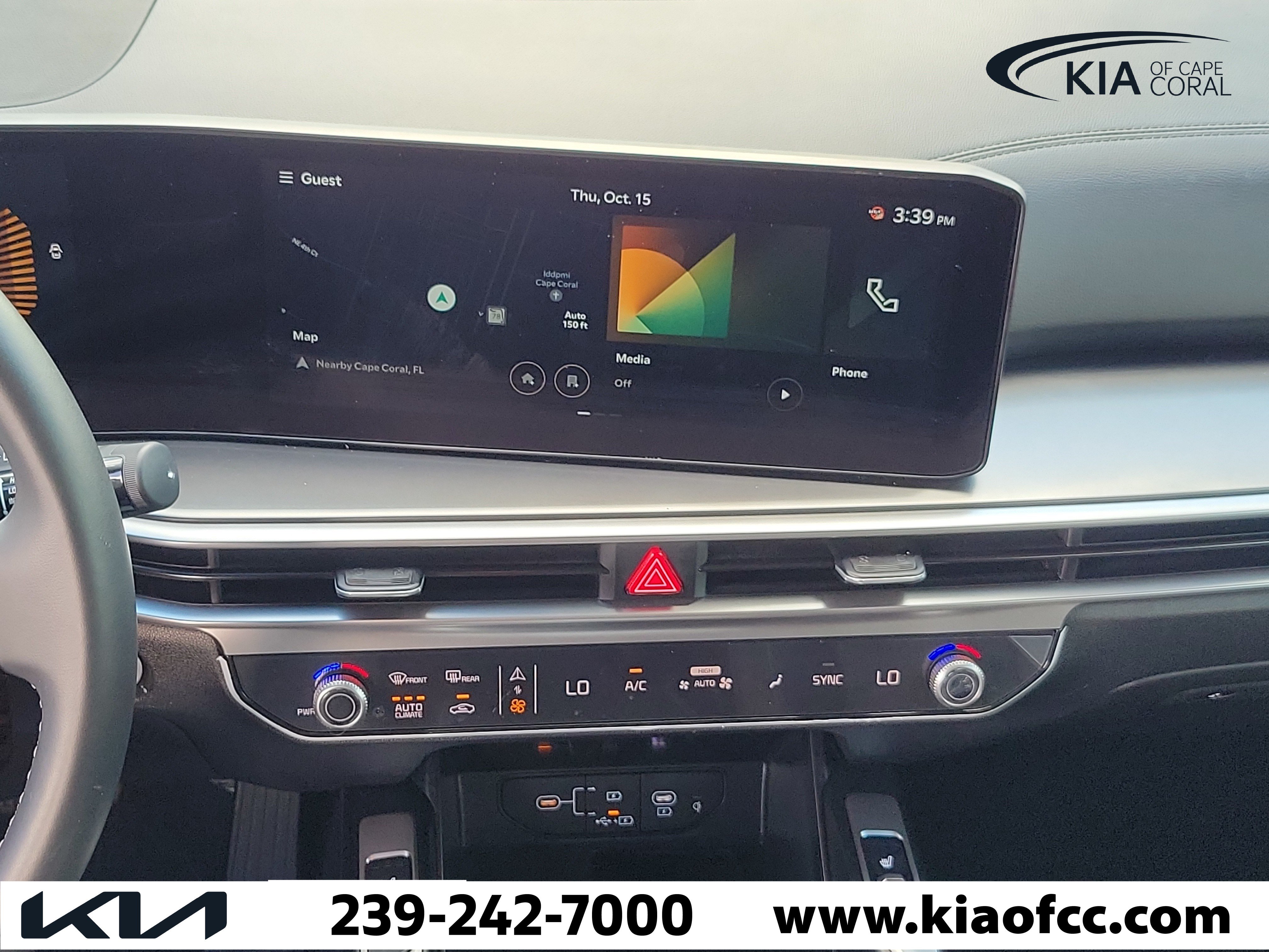 Certified 2025 Kia Sorento S FWD image 19