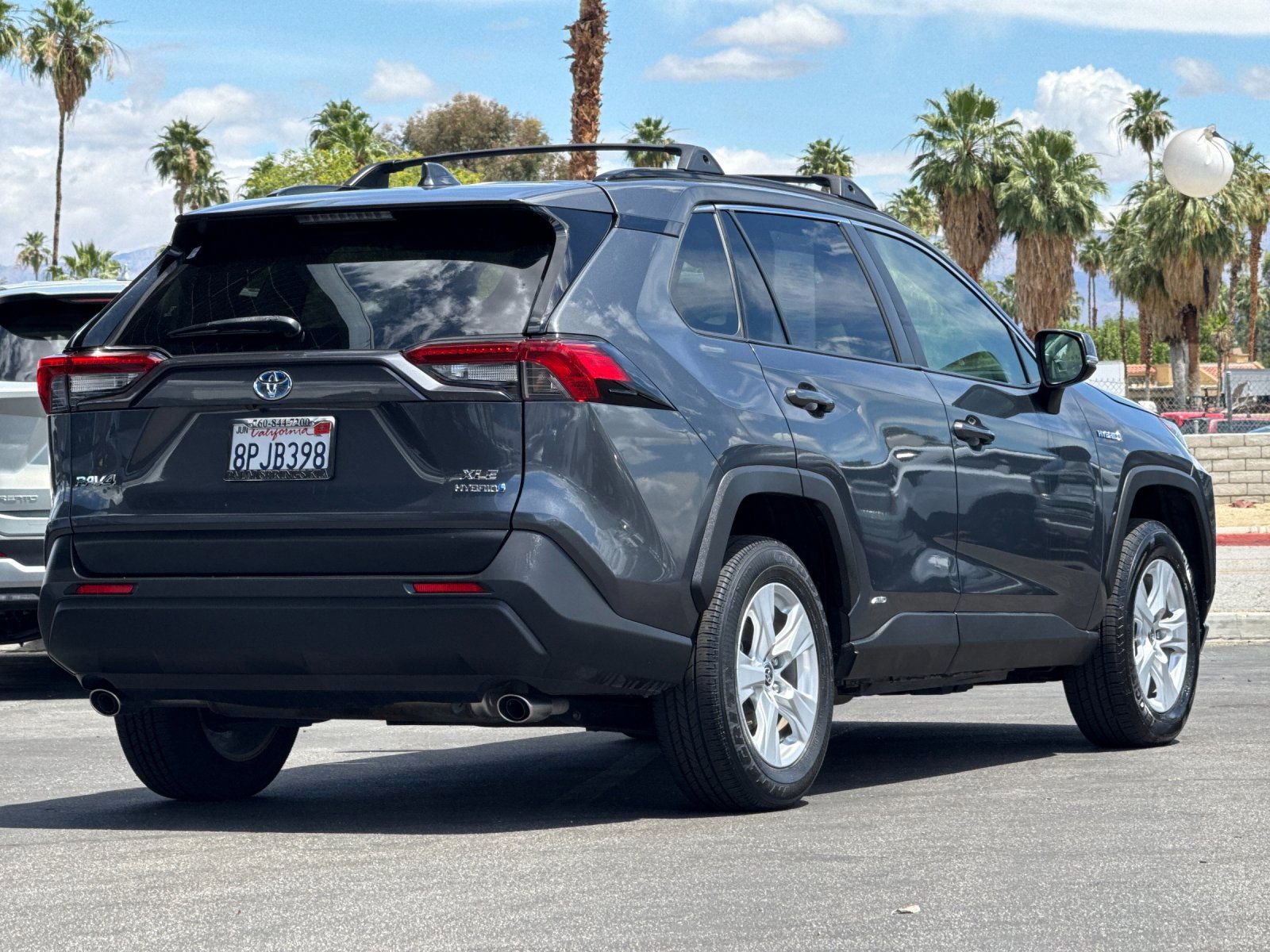 Used 2020 Toyota RAV4 XLE w/ All Weather Liner Package AWD/4WD image 3