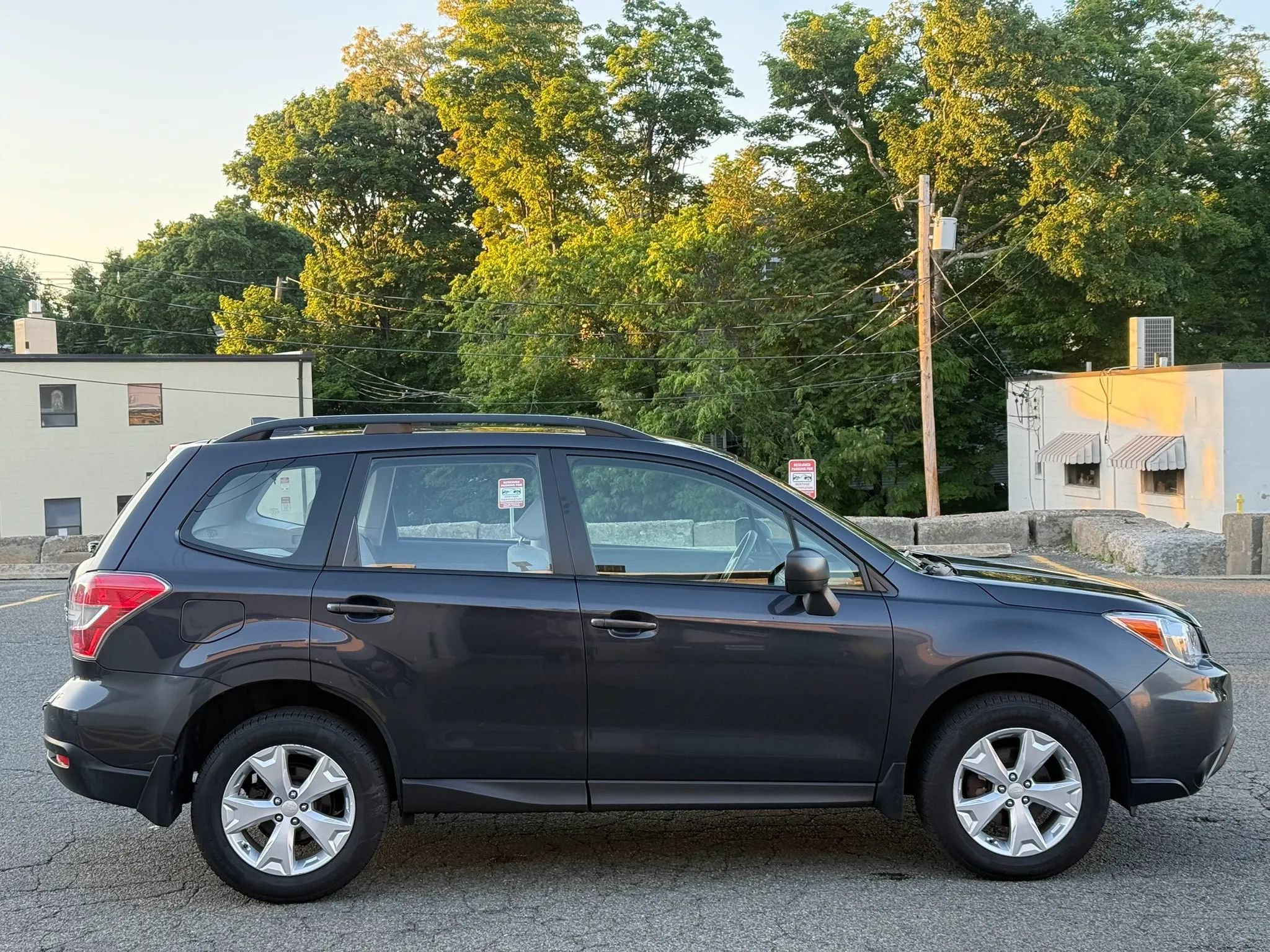Used 2016 Subaru Forester 2.5i w/ Alloy Wheel Package AWD/4WD image 7