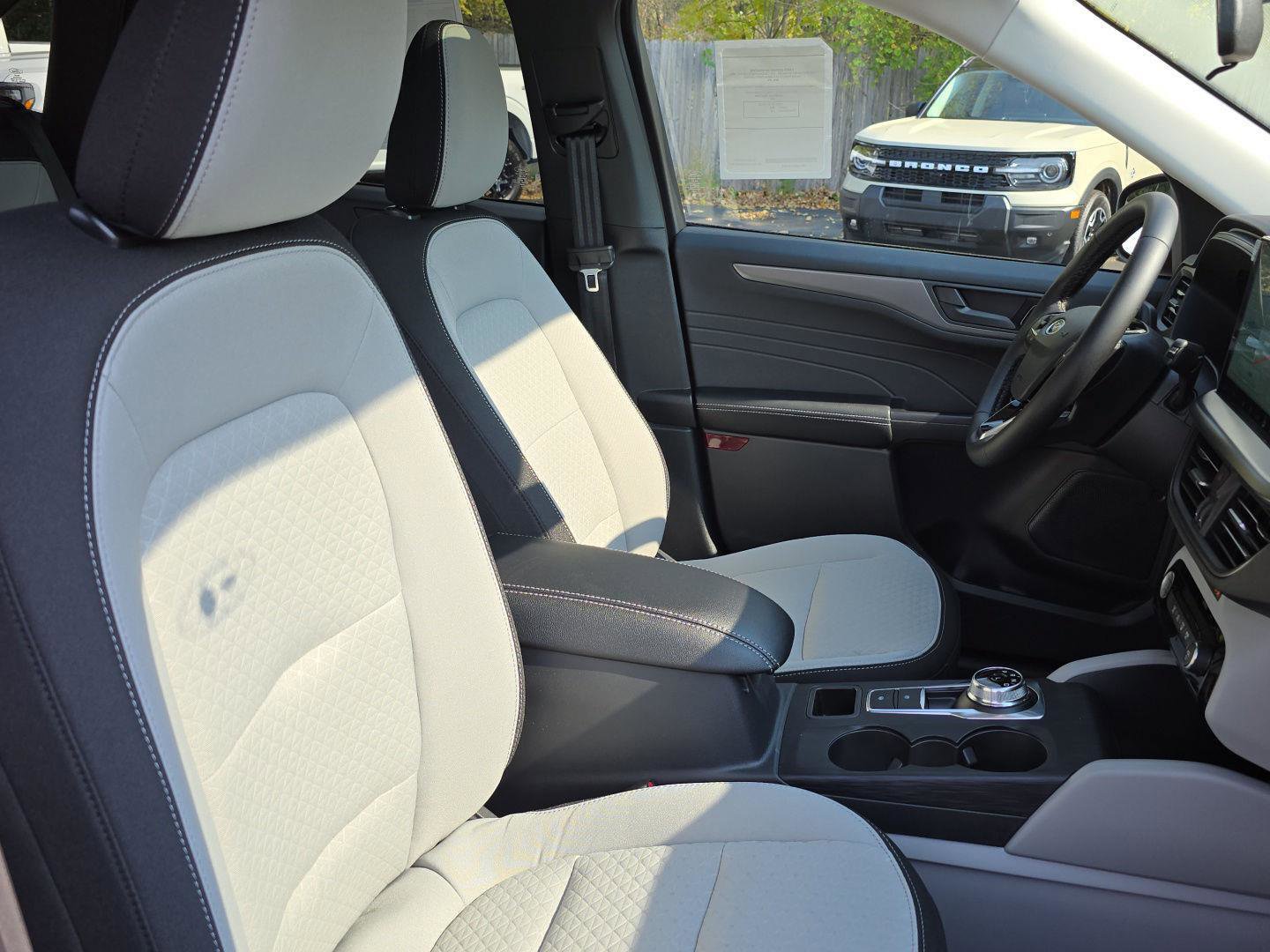 New 2026 Ford Escape Active w/ Tech Pack #1 AWD/4WD image 39