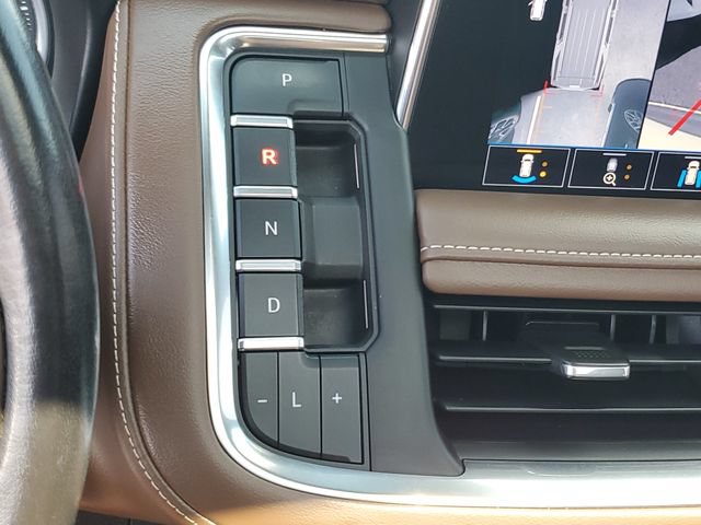 Used 2021 Chevrolet Suburban High Country AWD/4WD image 18