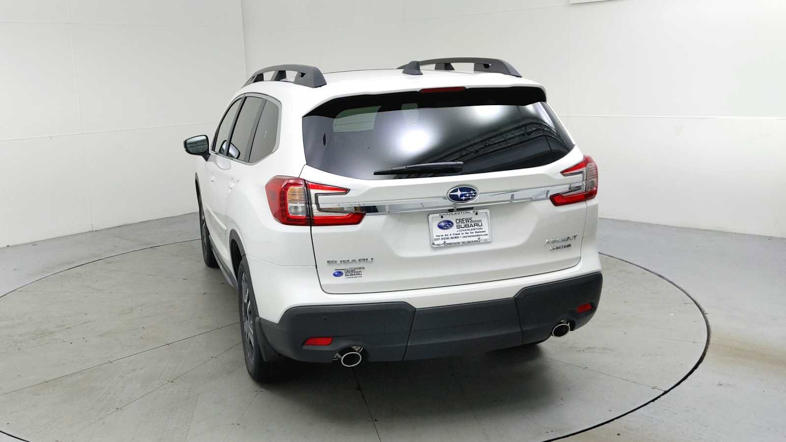 New 2025 Subaru Ascent Limited image 8