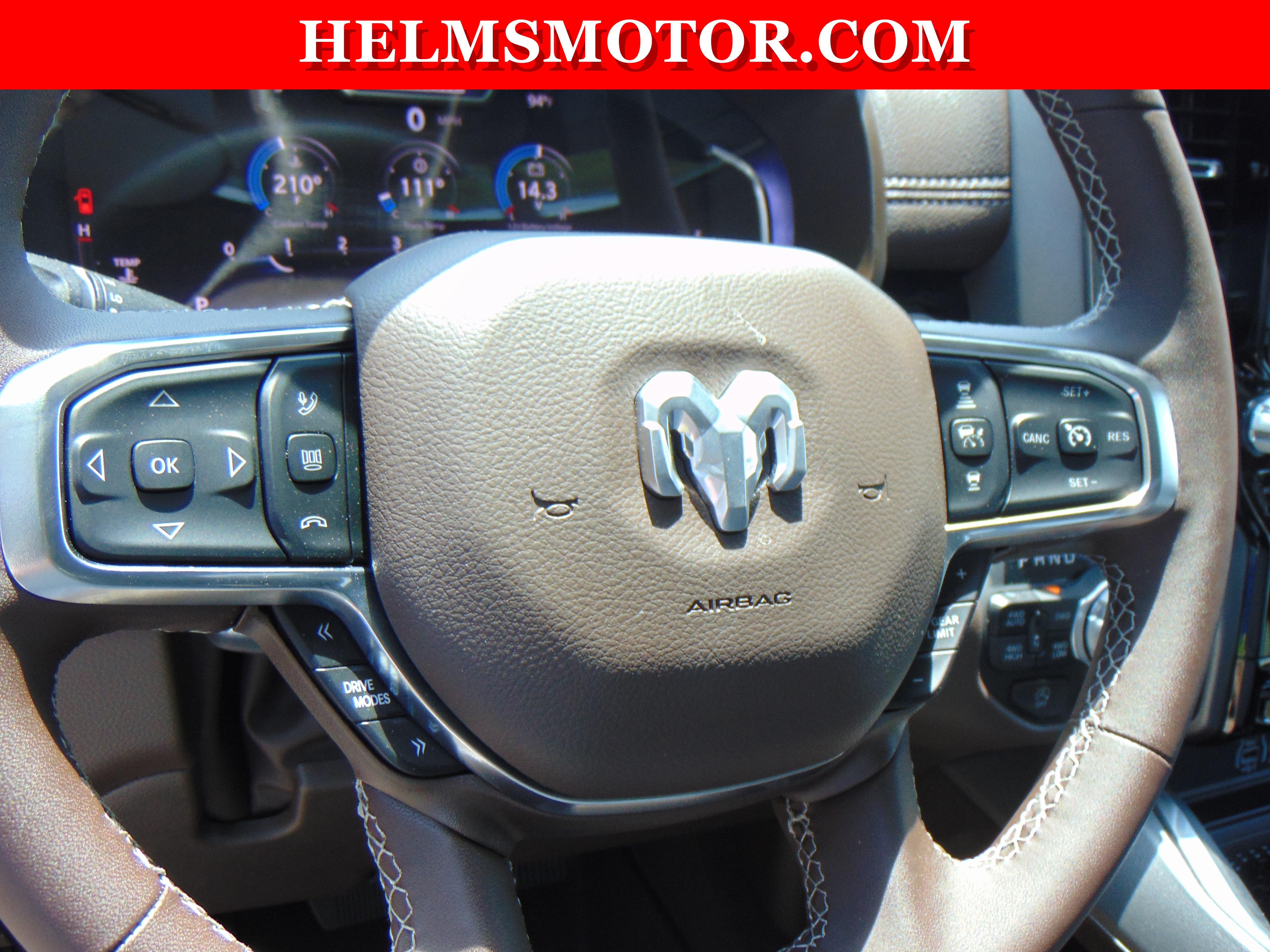 New 2026 RAM 1500 Laramie AWD/4WD image 30