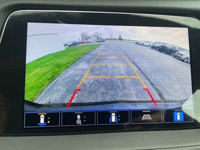 Used 2022 Cadillac XT4 Premium Luxury w/ Enhanced Visibility Package AWD/4WD image 25