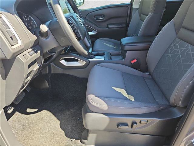New 2027 Nissan Frontier SV RWD image 4