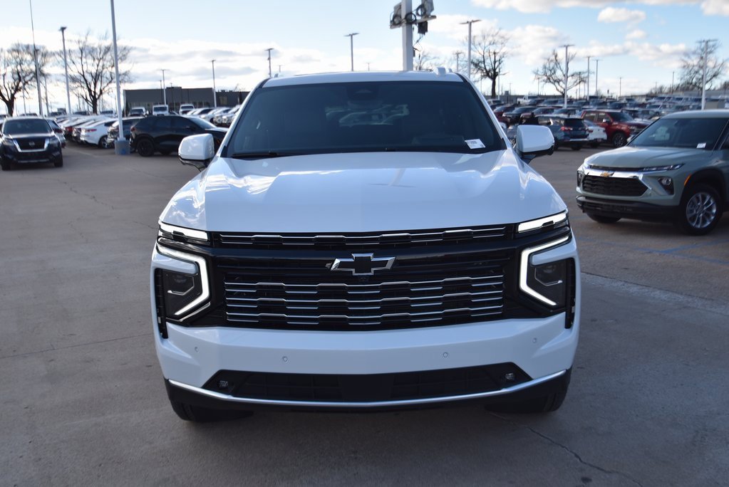 New 2026 Chevrolet Suburban High Country image 2