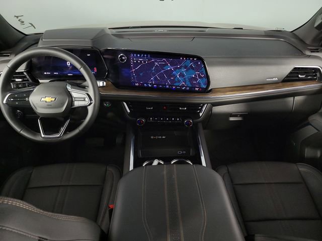Used 2025 Chevrolet Suburban High Country AWD/4WD image 25