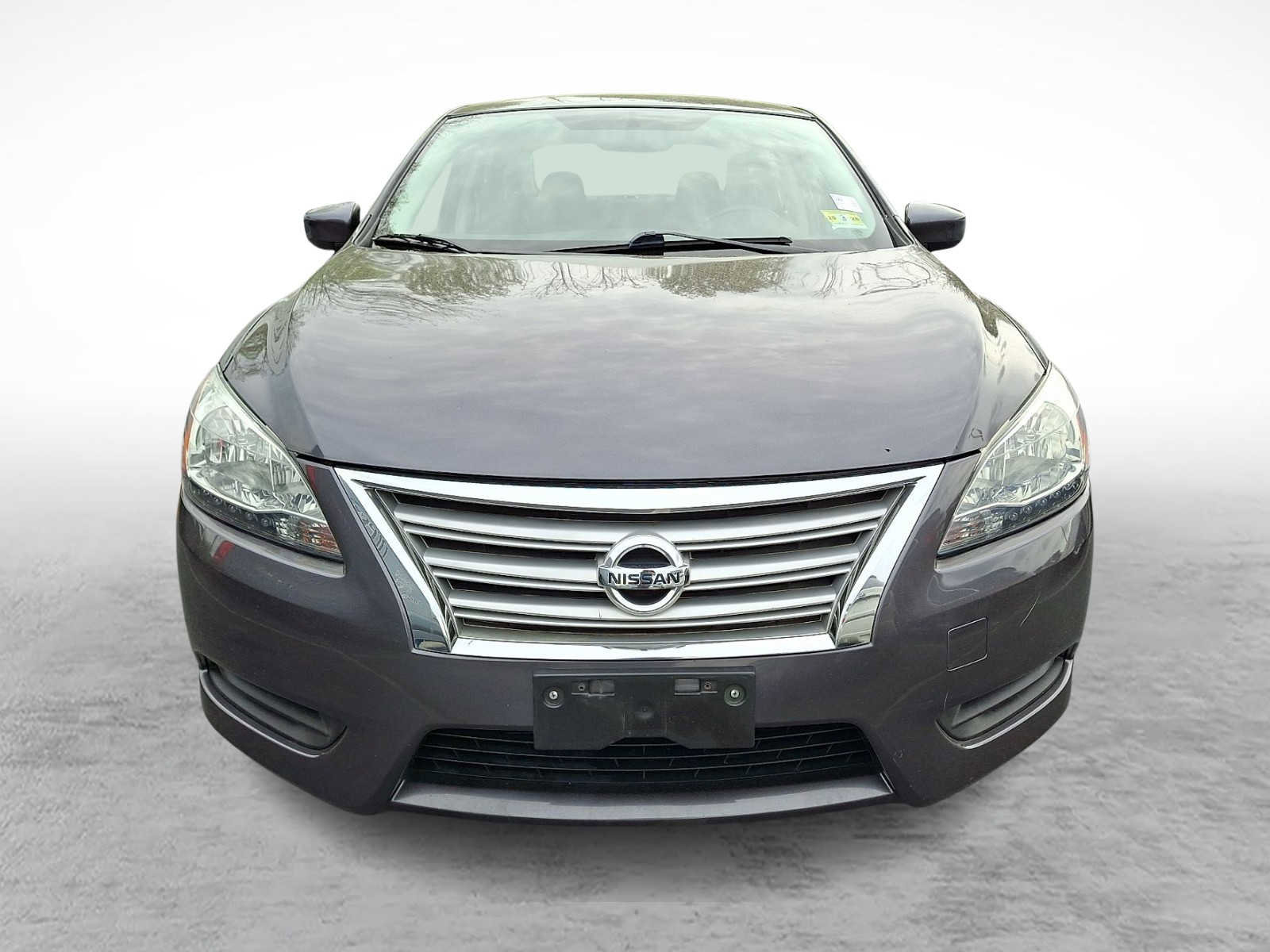 Used 2015 Nissan Sentra SV FWD image 2