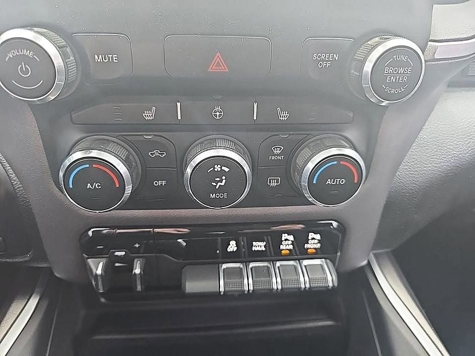 Used 2021 RAM 1500 Big Horn AWD/4WD image 27