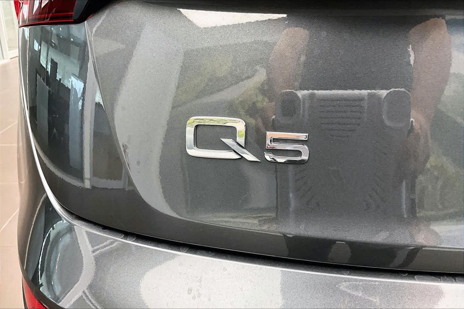 Used 2023 Audi Q5 2.0T Premium w/ Convenience Package AWD/4WD image 33