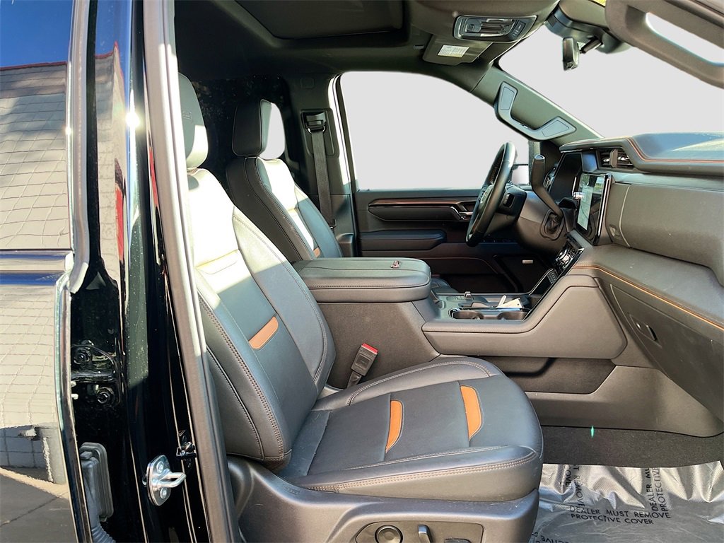 Used 2025 GMC Sierra 2500 AT4 w/ AT4 Premium Plus Package image 30
