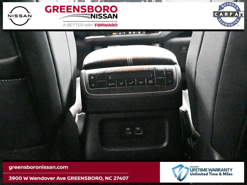 Used 2022 Nissan Pathfinder SL image 13