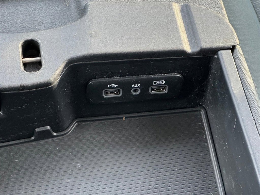 Used 2018 RAM 2500 Tradesman w/ Chrome Appearance Group image 18