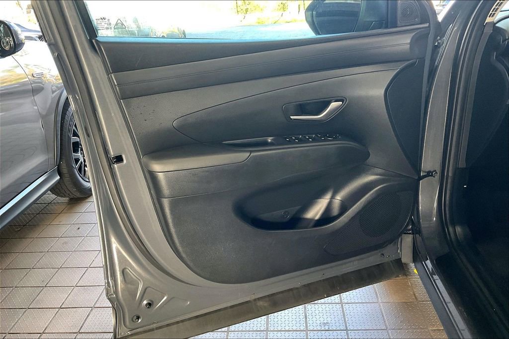 Used 2026 Hyundai Tucson SEL image 2