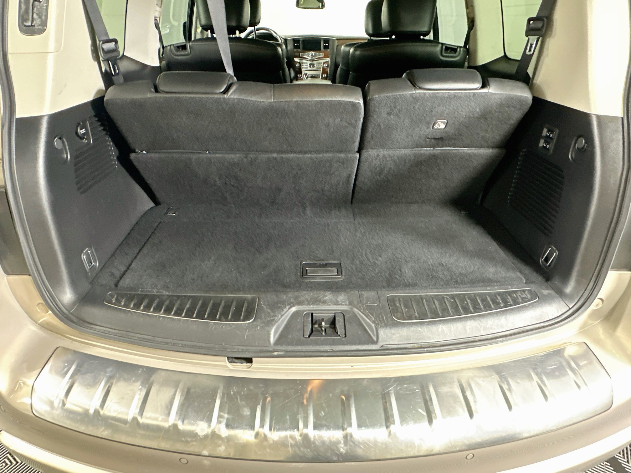 Used 2019 INFINITI QX80 Luxe RWD image 31