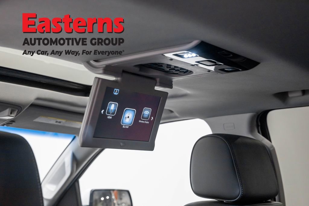 Used 2020 GMC Yukon Denali image 32