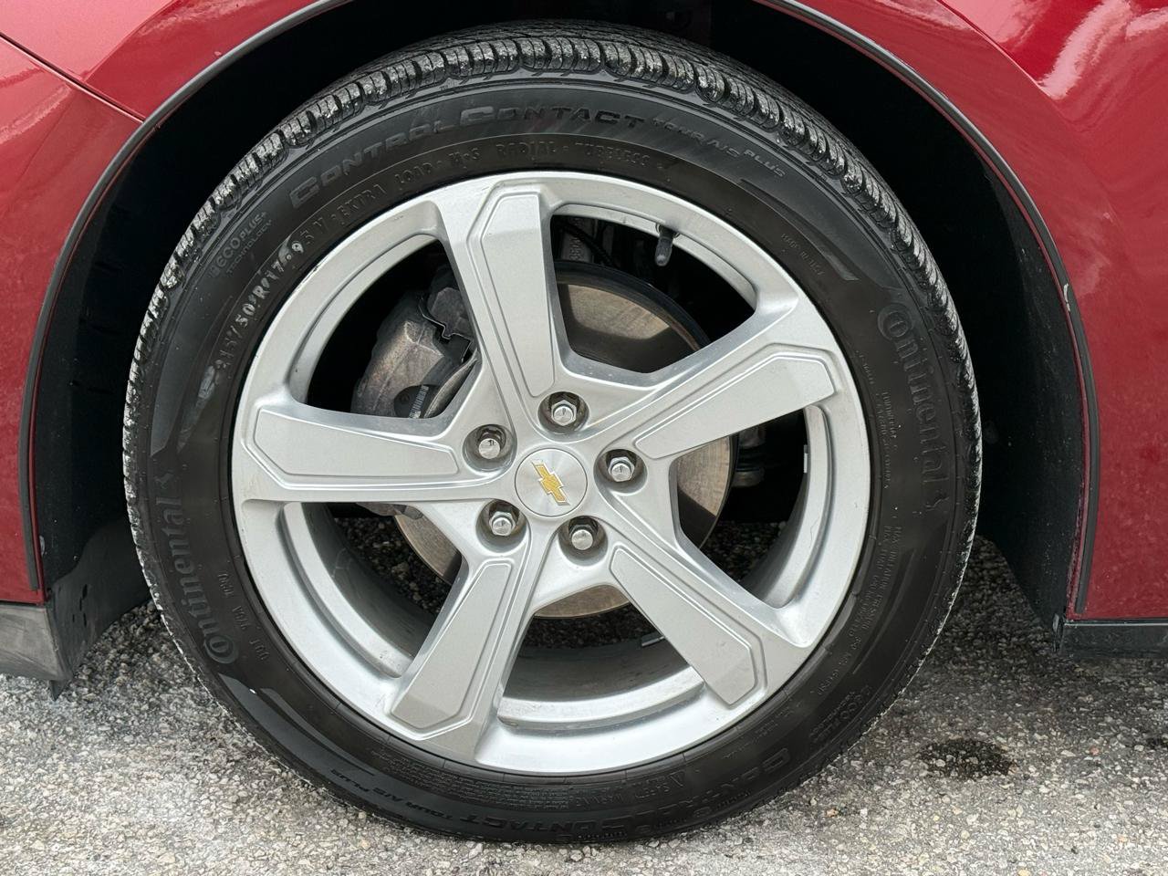 Used 2017 Chevrolet Volt LT w/ Comfort Package FWD image 29