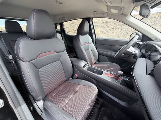 New 2026 Nissan Kicks SR image 29