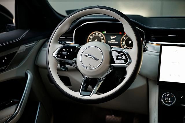 New 2026 Jaguar F-PACE R-Dynamic S AWD/4WD image 30