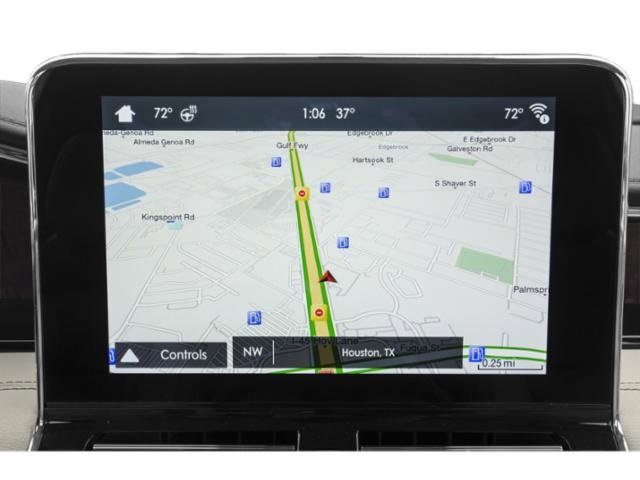 Used 2018 Lincoln Navigator L Select image 17