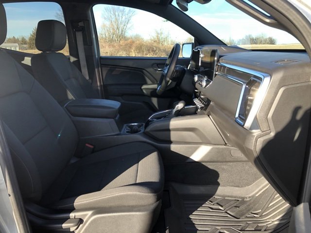 Used 2025 GMC Canyon Elevation w/ Convenience Package image 14