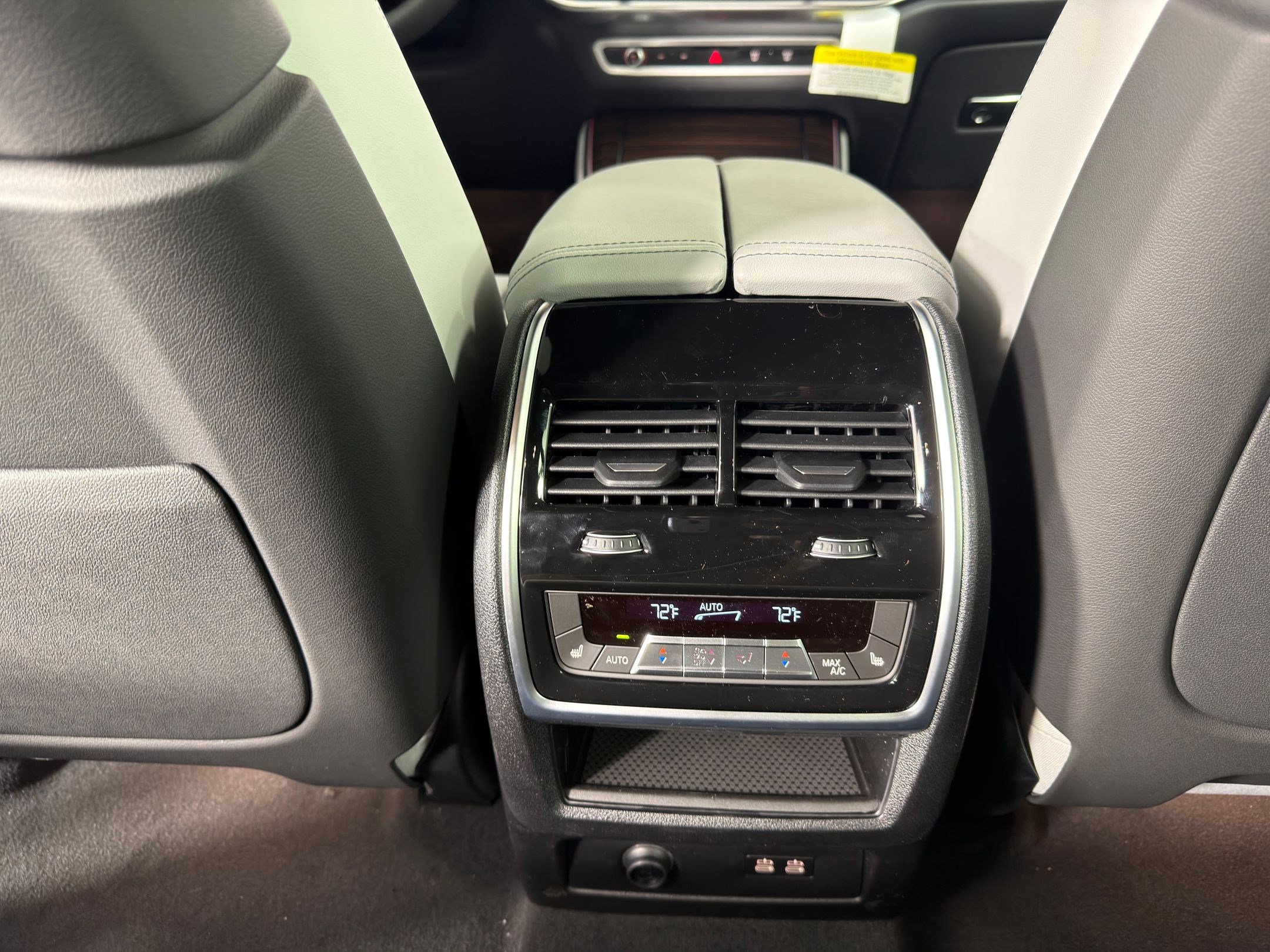 New 2026 BMW X5 sDrive40i w/ Climate Comfort Package image 33