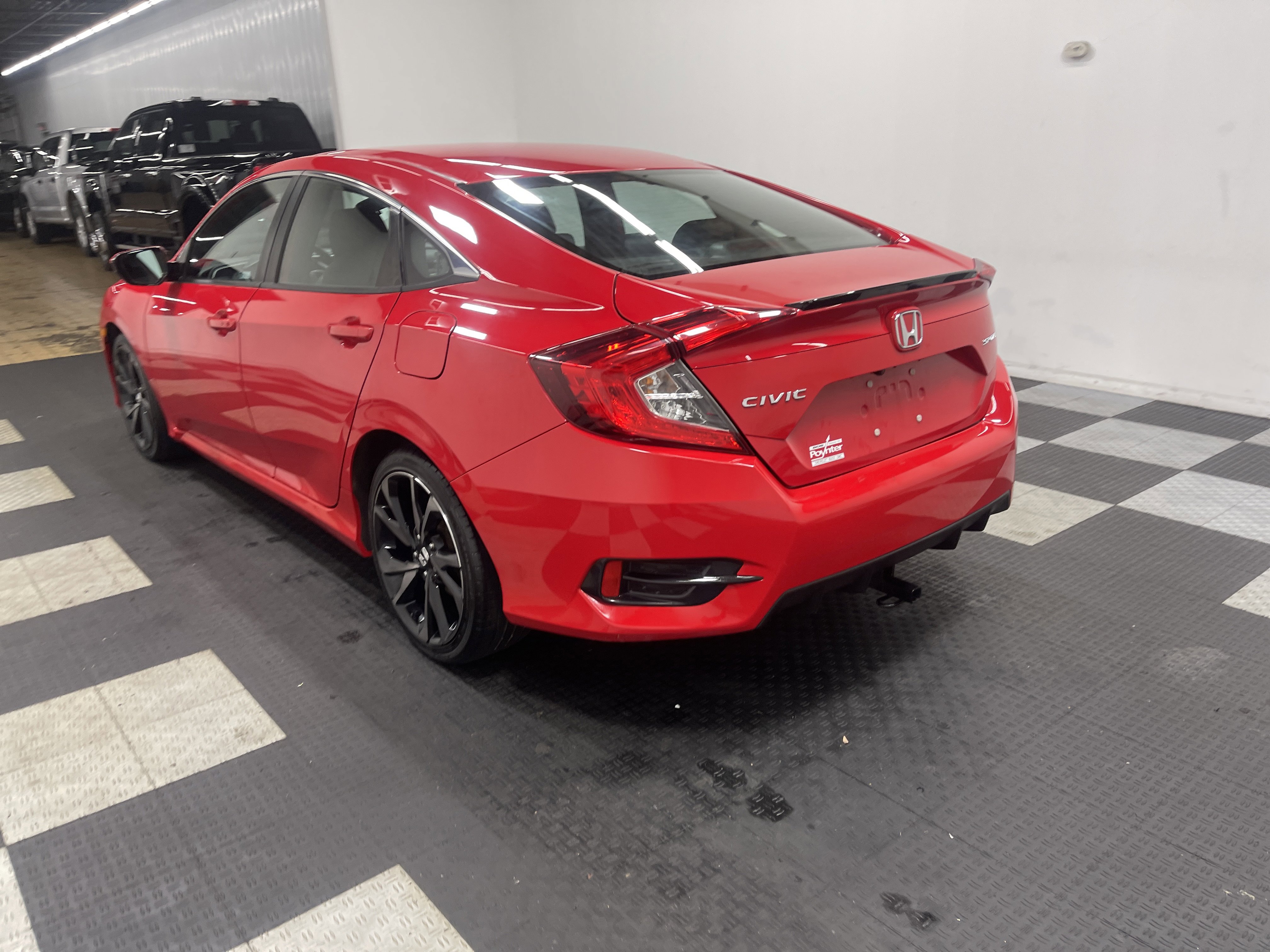 Used 2020 Honda Civic Sport image 2