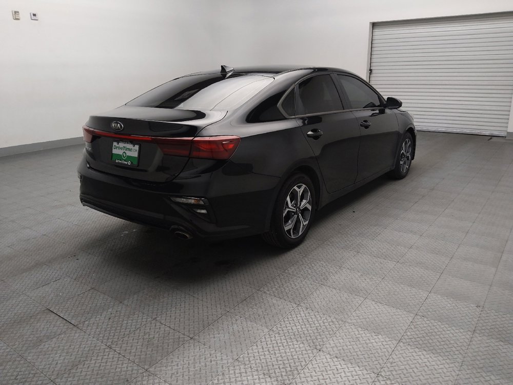 Used 2021 Kia Forte LXS FWD image 9