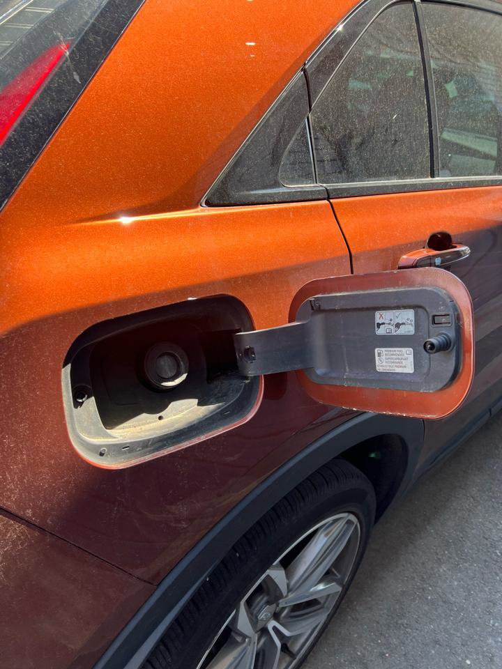 Used 2019 Cadillac XT4 Sport AWD/4WD image 6