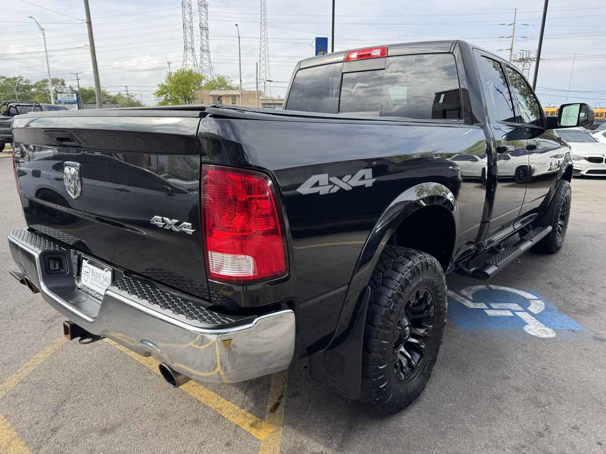 Used 2018 RAM 1500 SLT AWD/4WD image 5