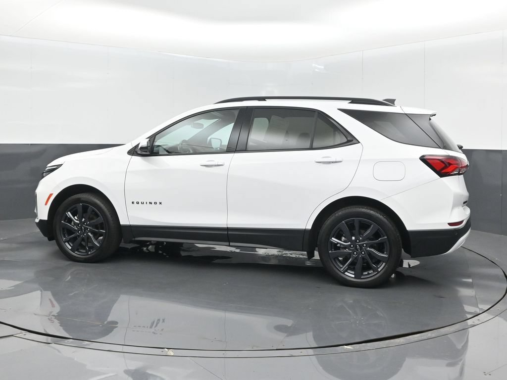 Used 2024 Chevrolet Equinox RS w/ RS Leather Package AWD/4WD image 4