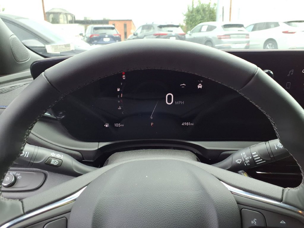 Used 2025 Buick Envista Sport Touring w/ Convenience I Package FWD image 11