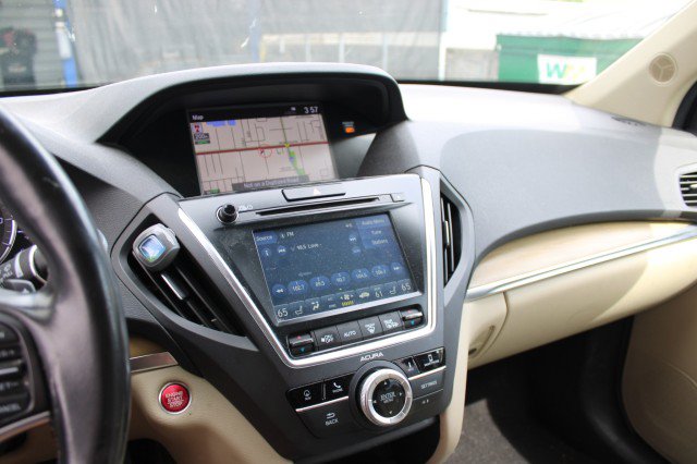 Used 2020 Acura MDX w/ Technology Package FWD image 8