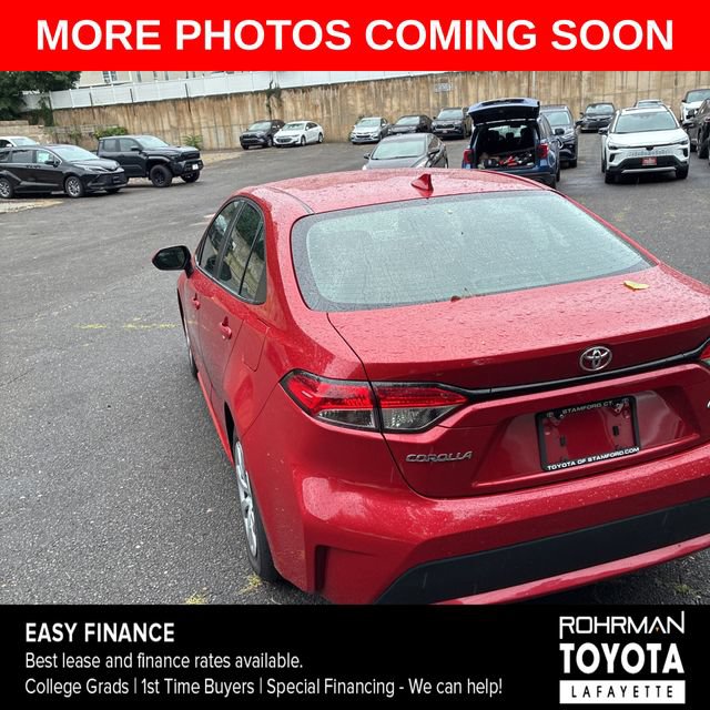 Used 2021 Toyota Corolla LE w/ Carpet Mat Package (TMS) FWD image 3