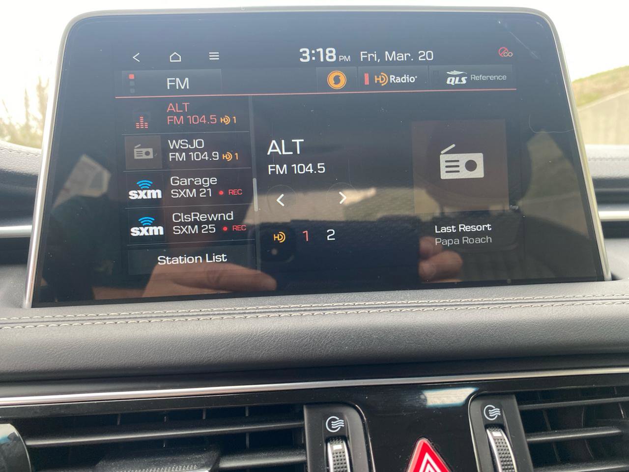 Used 2020 Genesis G70 2.0T w/ Elite Package image 12