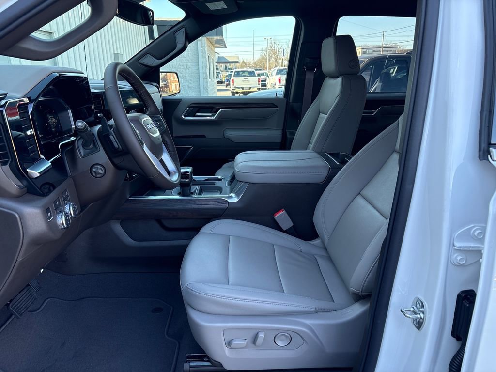 New 2026 GMC Sierra 1500 SLT w/ SLT Premium Plus Package image 13