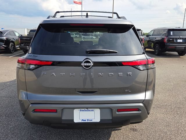 New 2026 Nissan Pathfinder SL FWD image 12