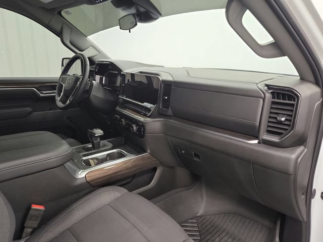 Used 2025 Chevrolet Silverado 1500 RST w/ Redline Edition AWD/4WD image 39