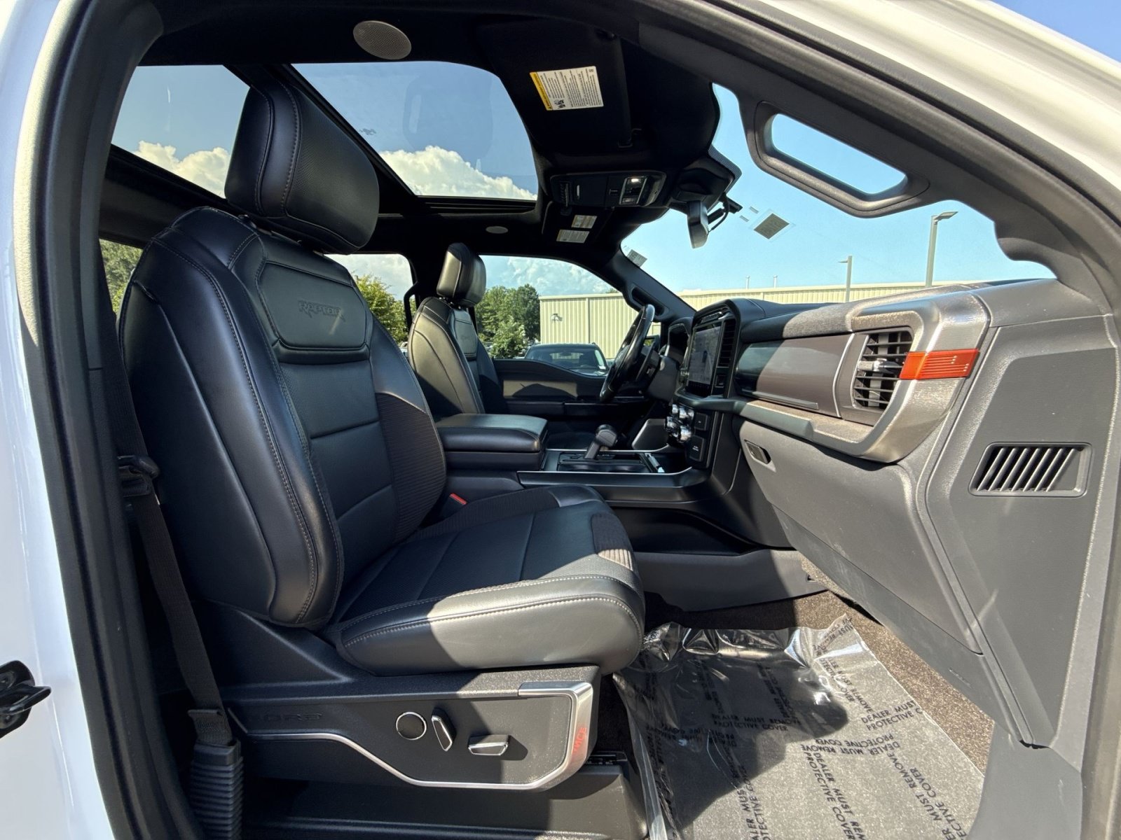 Used 2022 Ford F150 Raptor w/ Equipment Group 801A High AWD/4WD image 26