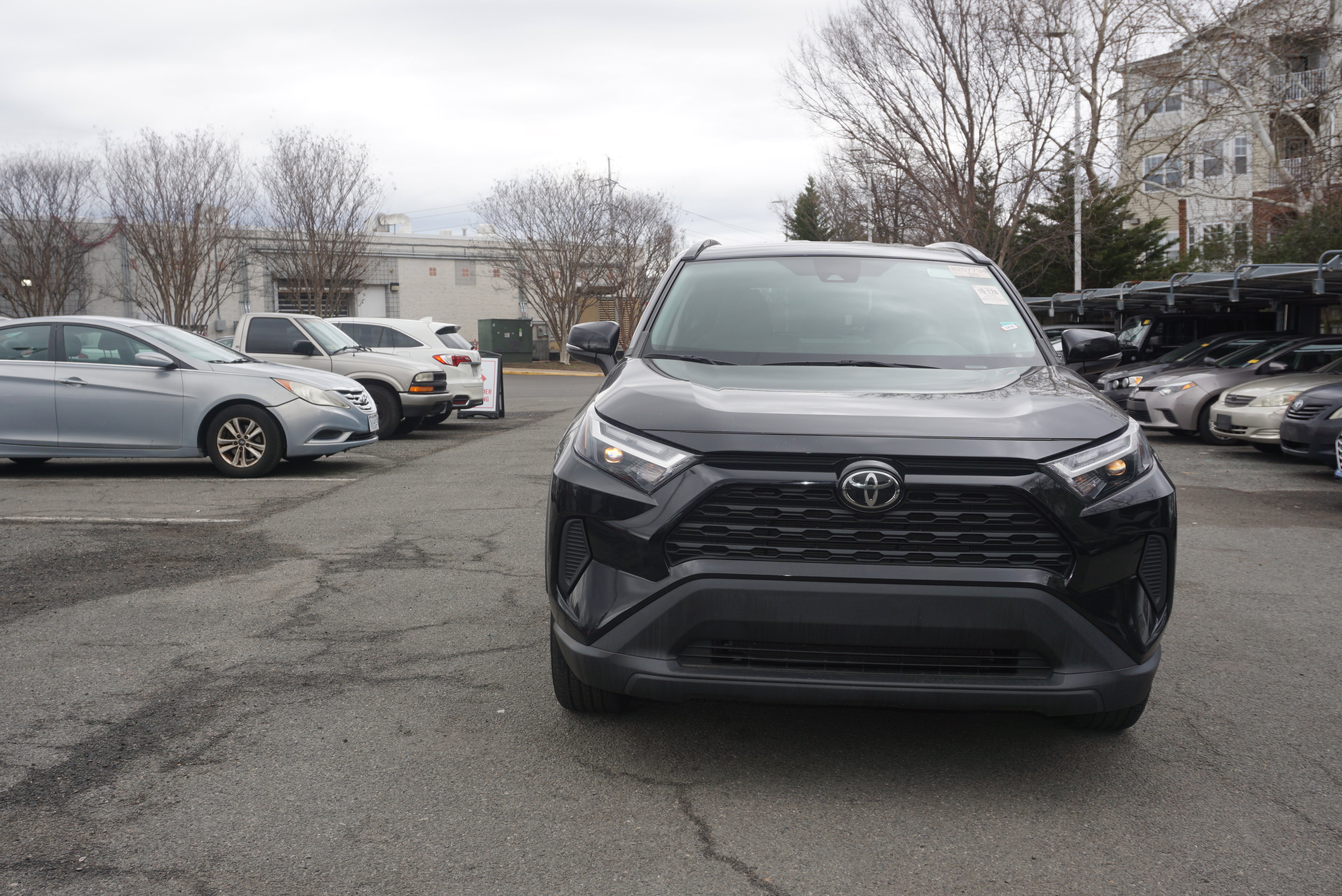 Used 2023 Toyota RAV4 XLE image 2