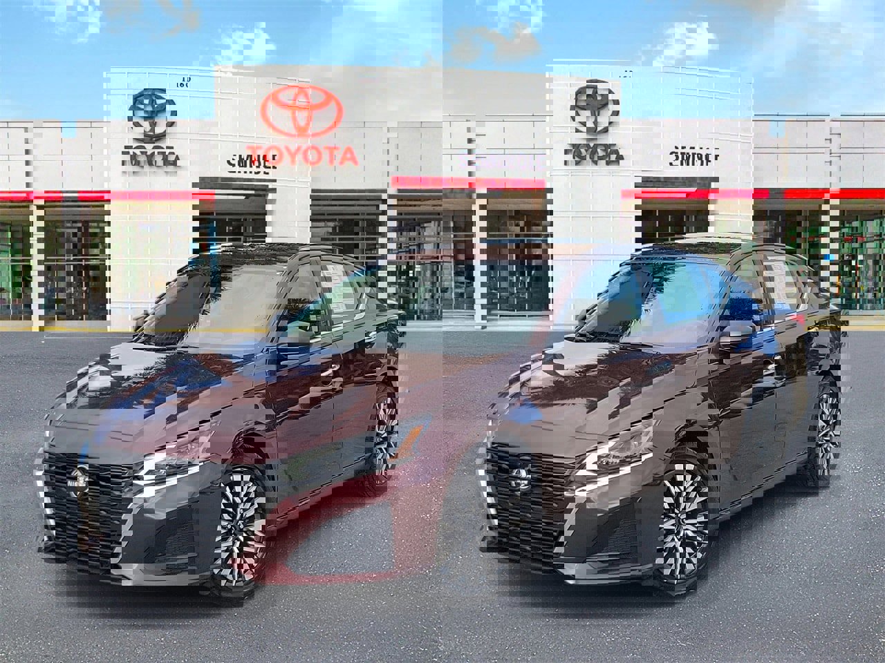 Used 2024 Nissan Altima 2.5 SV