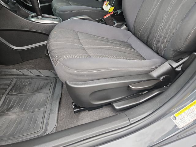 Used 2017 Chevrolet Sonic LT FWD image 10